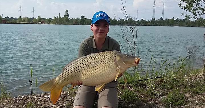 rekorddontes-a-harcsa-horgasztavon